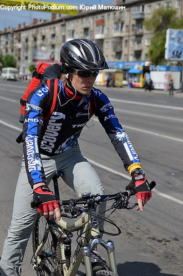 People, Person, Human, Bicycle, Bike, Vehicle, Cyclist