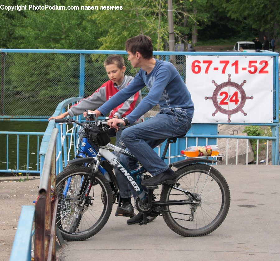 People, Person, Human, Bicycle, Bike, Vehicle, Cyclist