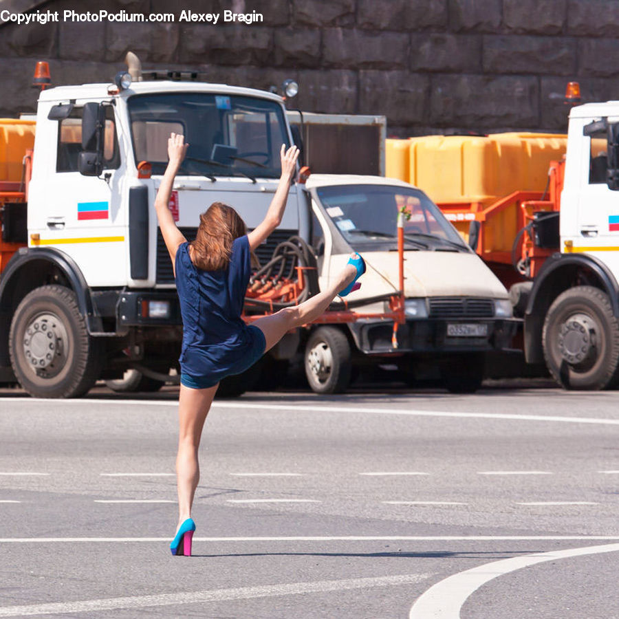 People, Person, Human, Shorts, Automobile, Car, Vehicle