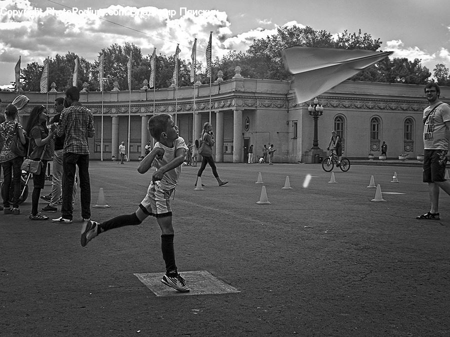 People, Person, Human, Leisure Activities, Walking, Architecture, Downtown