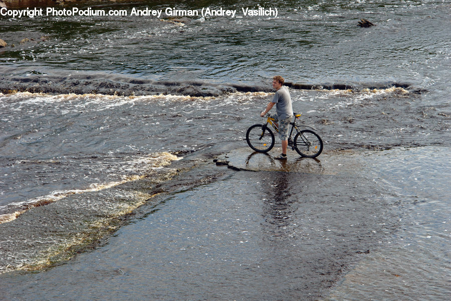 People, Person, Human, Bicycle, Bike, Mountain Bike, Vehicle