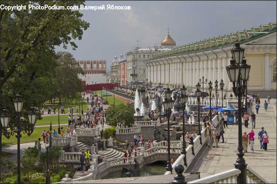 Crowd, Lamp Post, Pole, Architecture, Downtown, Plaza, Town Square
