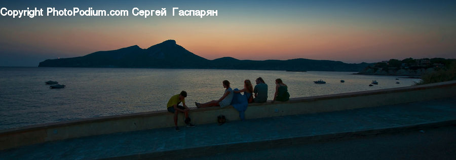 Boat, Canoe, Rowboat, Hotel, Resort, Dinghy, Coast