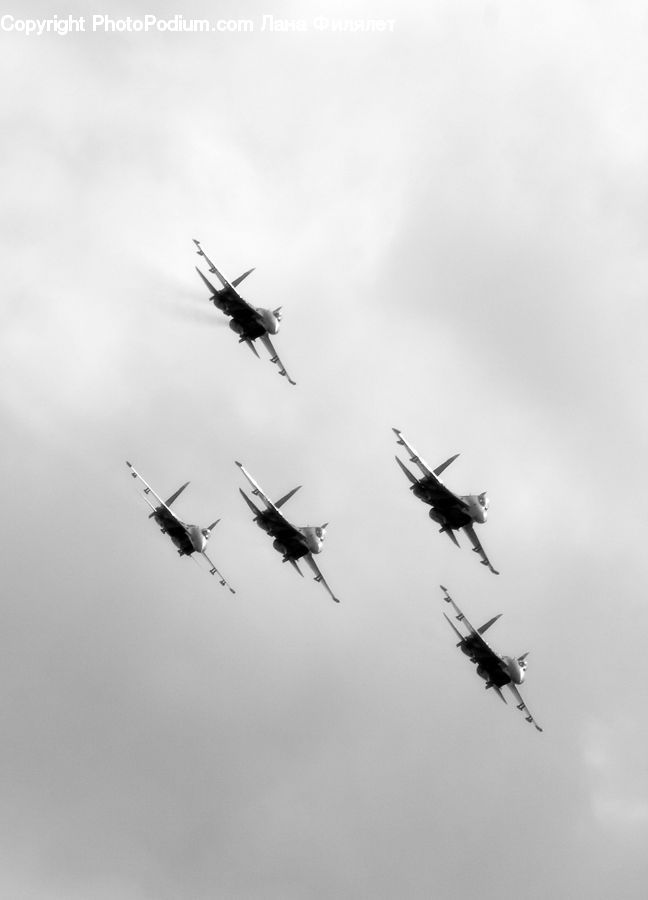 Aircraft, Airplane, Bomber, Warplane, Outdoors, Sky, Flying