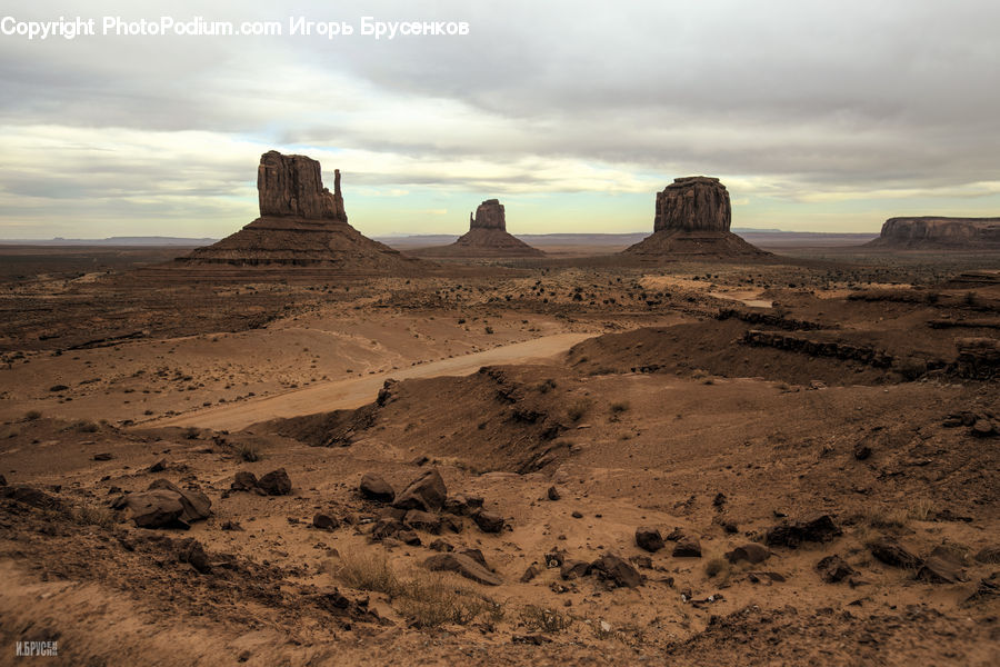 Desert, Outdoors, Mountain, Valley, Monument, Soil, Sand