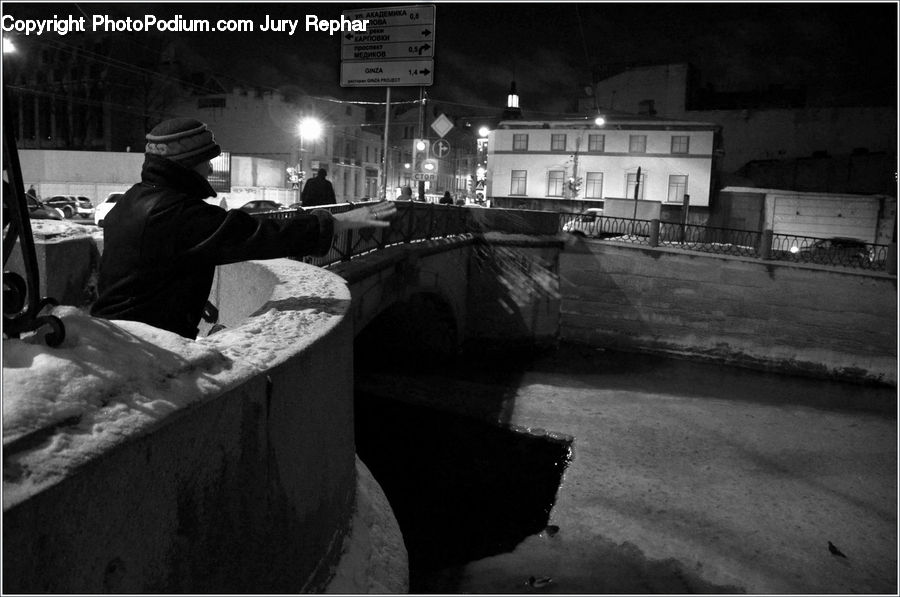 People, Person, Human, Bar Counter, Pub, City, Downtown
