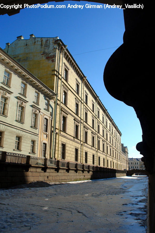 Apartment Building, Building, High Rise, Bench, Downtown, Town, Housing