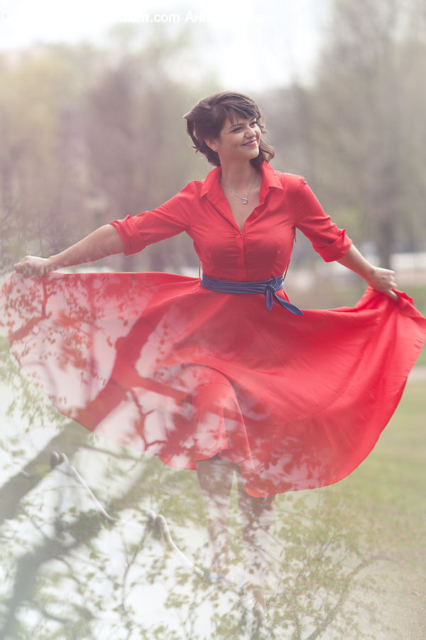 People, Person, Human, Clothing, Skirt, Dress, Bridesmaid