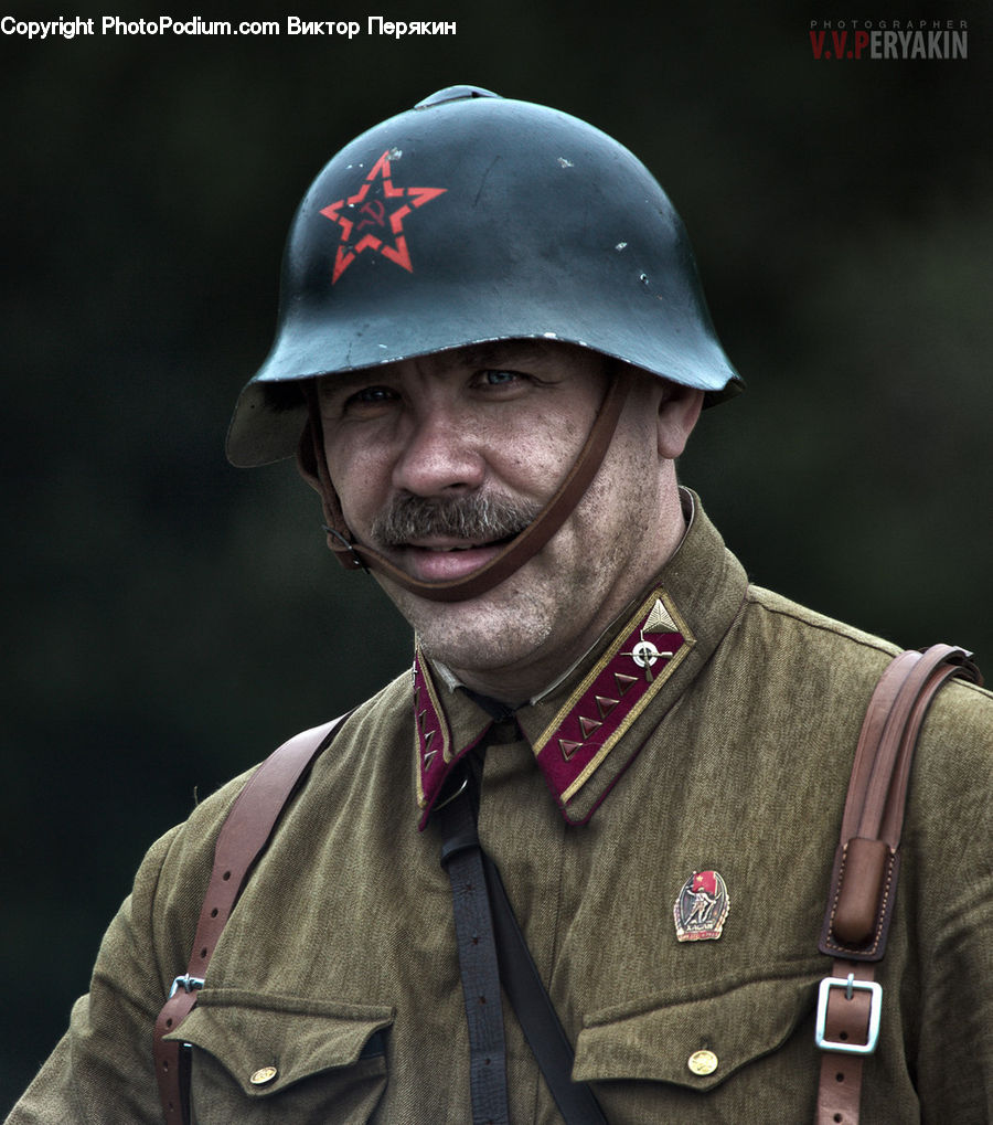 People, Person, Human, Military, Face, Selfie, Cap
