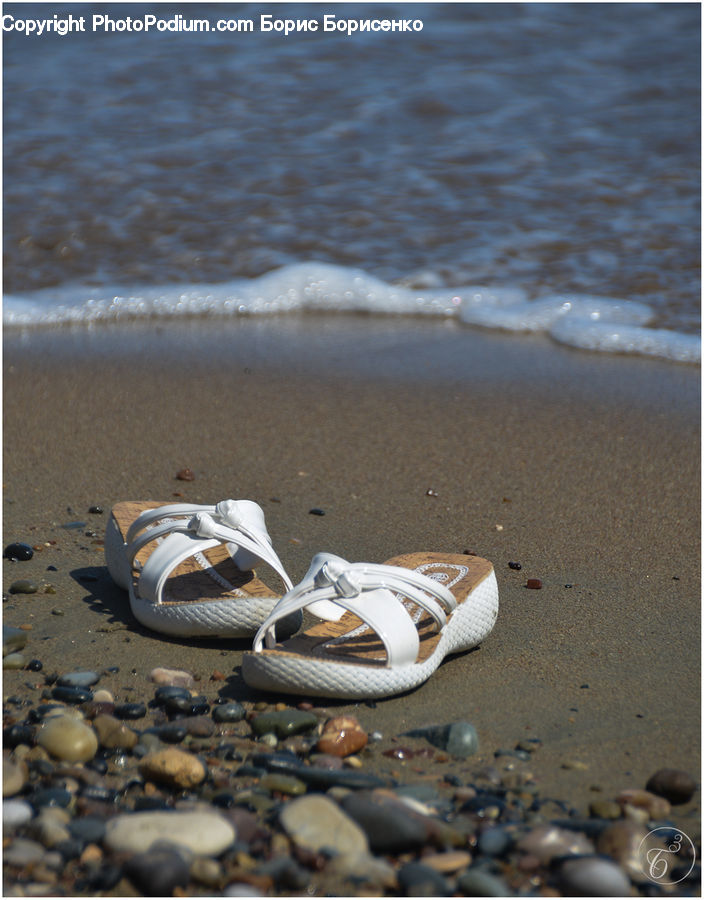 Footwear, Sandal, Shoe, Running Shoe, Sneaker, Flip-Flop, Clam