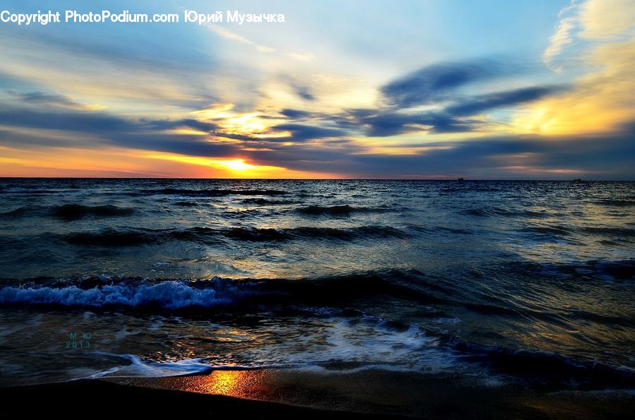 Outdoors, Sea, Sea Waves, Water, Ocean, Beach, Coast