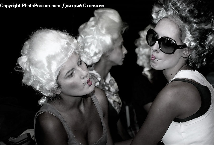 People, Person, Human, Female, Performer, Portrait, Selfie