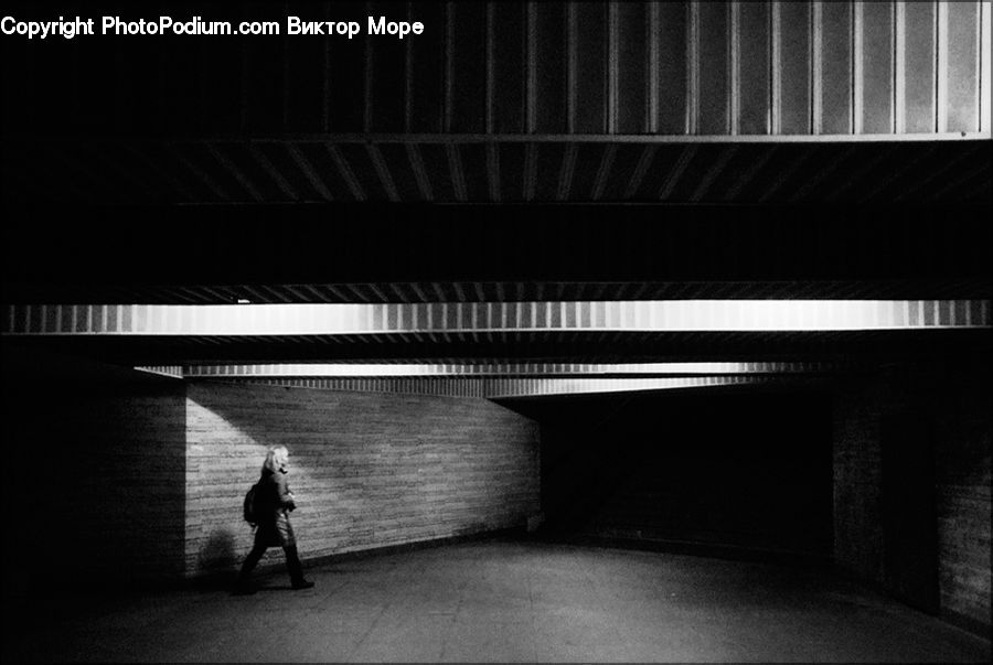 Light, Tunnel