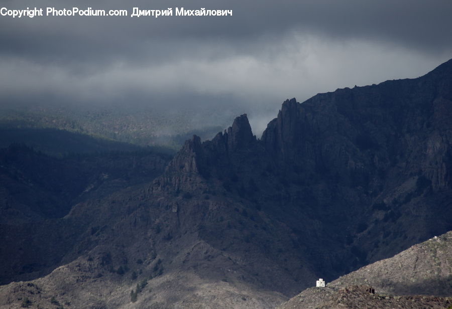 Crest, Mountain, Outdoors, Peak, Mountain Range, Landscape, Nature
