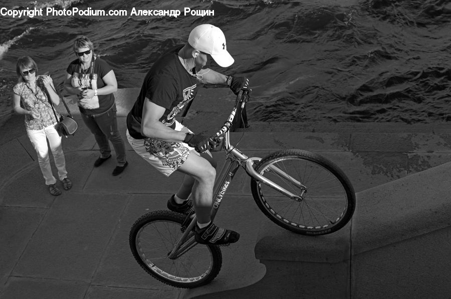 People, Person, Human, Bicycle, Bike, Vehicle, Cyclist