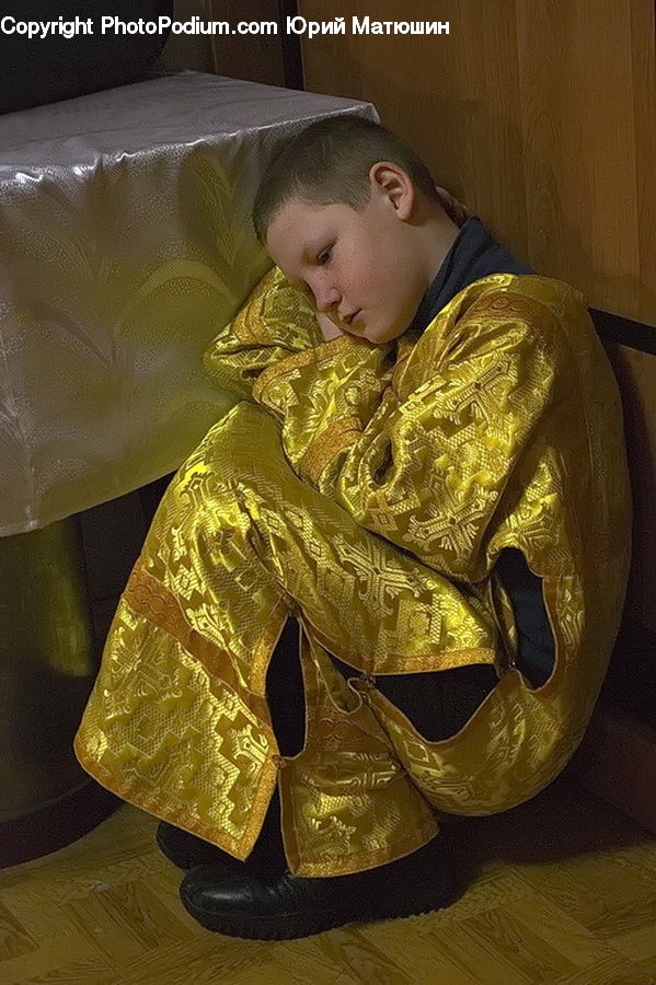 People, Person, Human, Bed, Bedroom, Furniture, Mattress