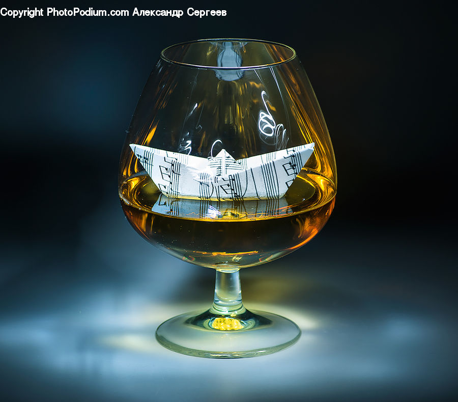 Glass, Alcohol, Beer, Beer Glass, Beverage, Goblet