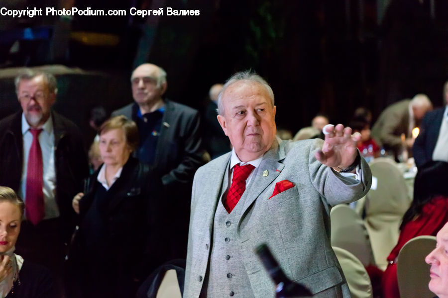 People, Person, Human, Clothing, Suit, Tuxedo, Overcoat