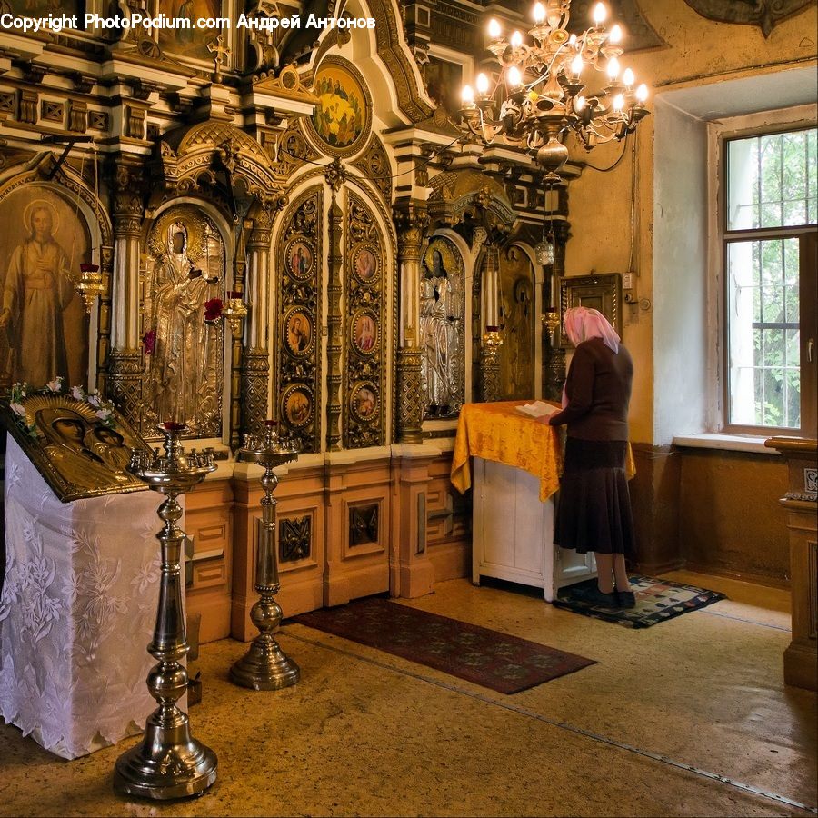Reception Room, Room, Waiting Room, Floor, Flooring, Dining Room, Indoors