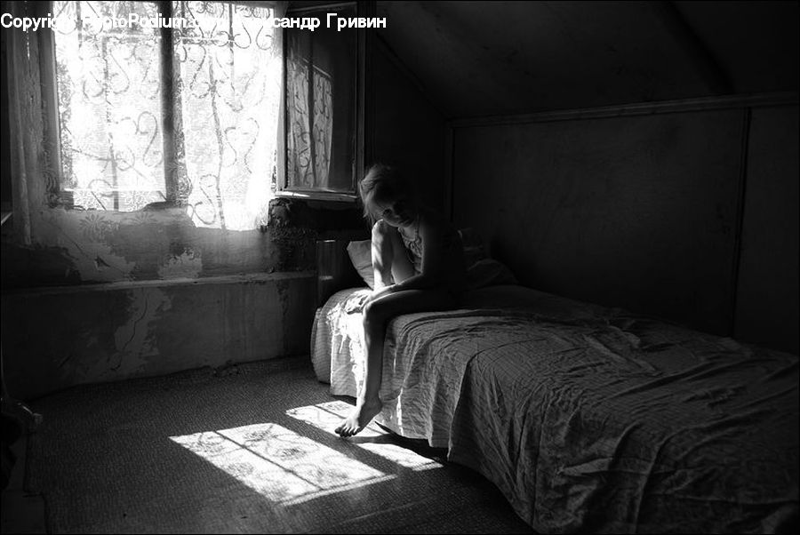 Reading, Bedroom, Indoors, Room, Child, Kid, Baby