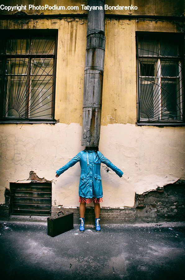 Box, Crate, Shorts, Arch, Gate, Female, Person