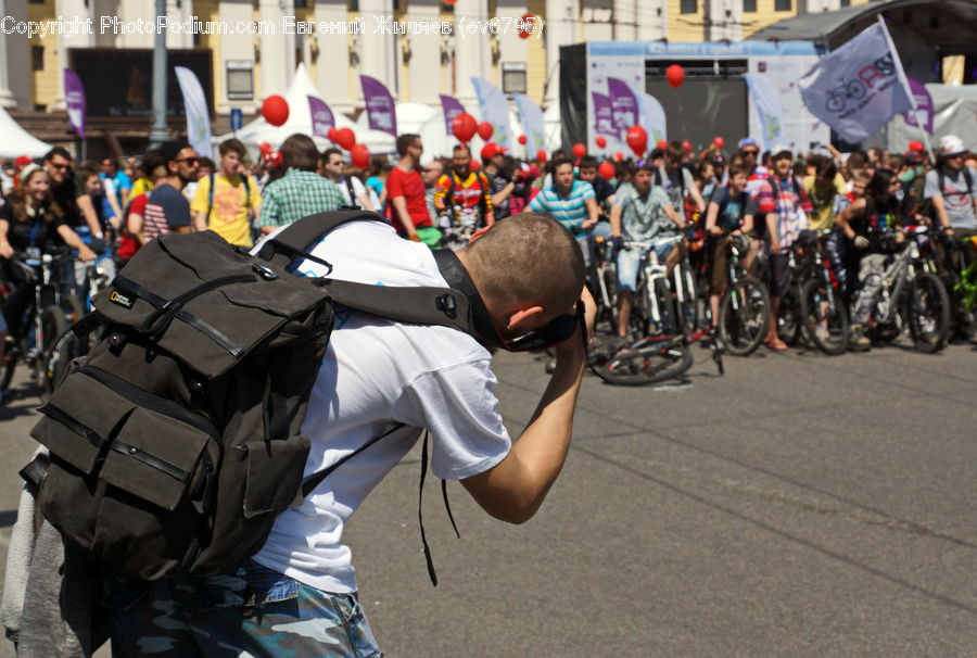 Motor, Motorcycle, Vehicle, Bicycle, Bike, Cyclist, Crowd