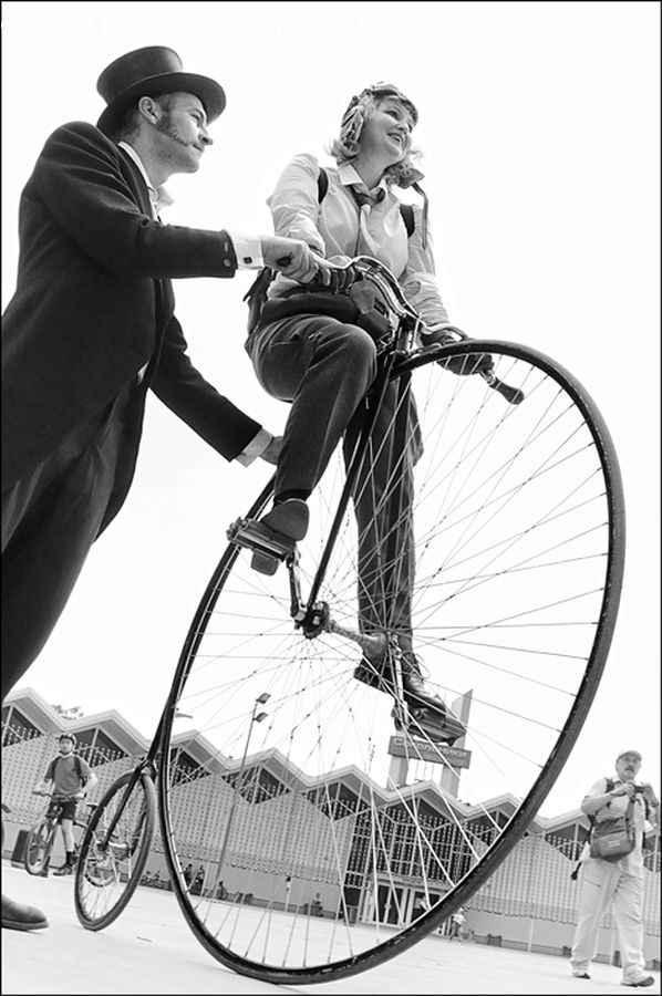 People, Person, Human, Bicycle, Bike, Vehicle, Cyclist