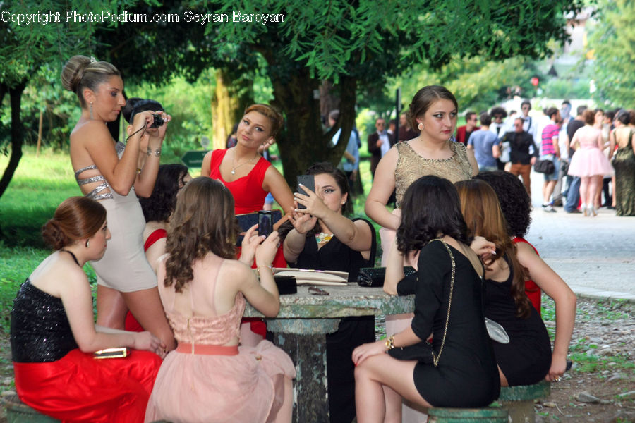 People, Person, Human, Leisure Activities, Walking, Crowd, Picnic