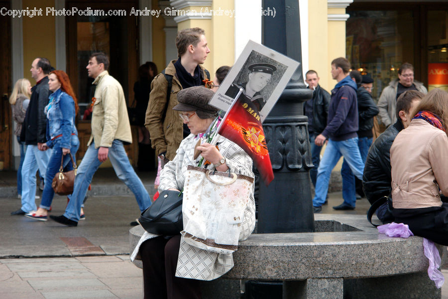 People, Person, Human, Clothing, Denim, Jeans, Pants