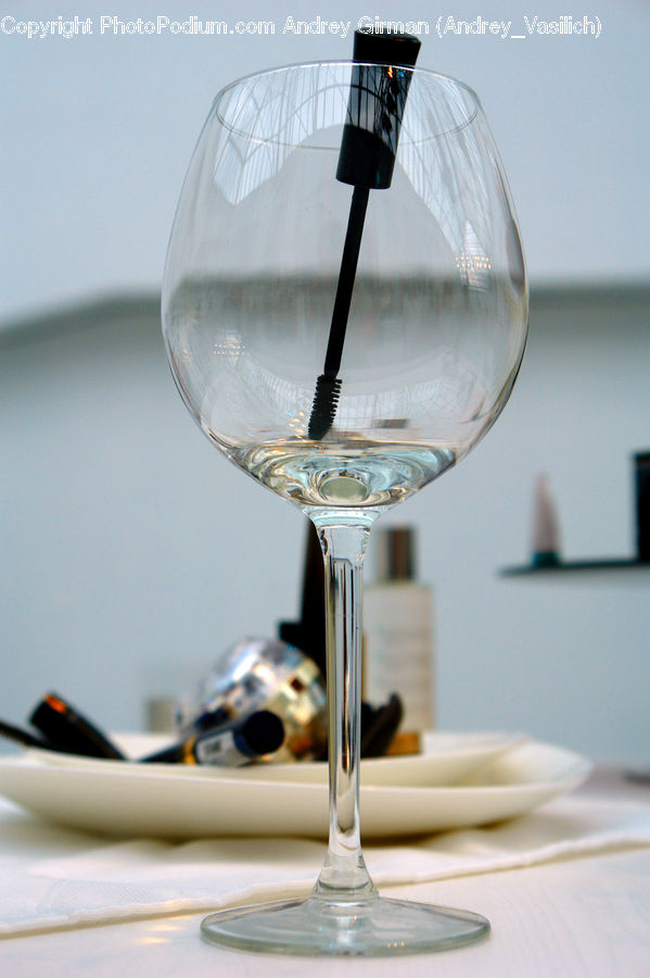 Glass, Goblet, Beverage, Wine, Wine Glass, Light, Lightbulb