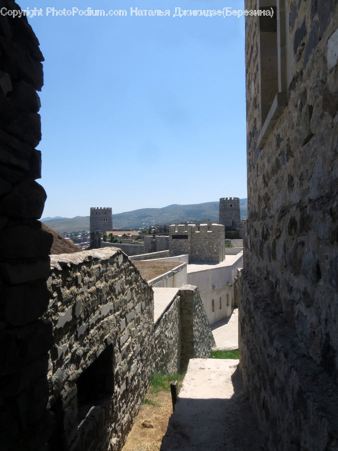 Castle, Fort, Ditch, Moat, Alley, Alleyway, Road