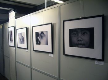 Часть "PhotoPodium.соm представляет.. ОКНО В МИР в Москве" Репортажи