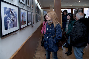 Открытие Международной передвижной фотовыставкы "Благословенный путь" в Ереване