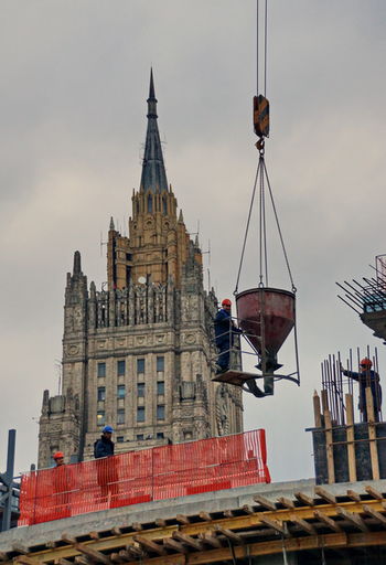 Стройка века