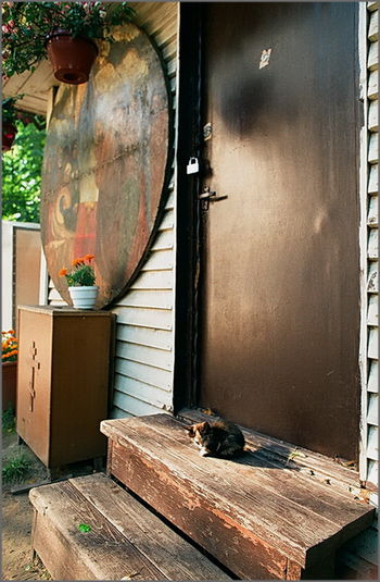 Крыльцо батюшки