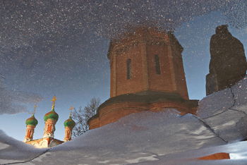 Мир зазеркалья