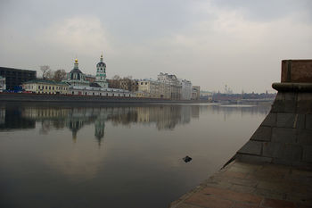 Раушская набережная.