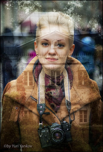 Настя из Люберец ...поддерживает отечественную фототехнику..согласилась попозировать