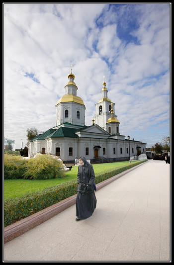 Свято-Троицкий Серафимо-Дивееский женский монастырь...