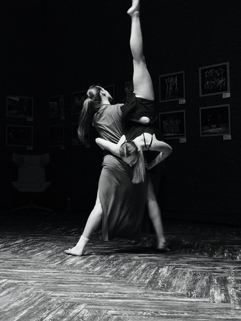 Modern dance