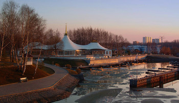 Парусный яхт-клуб Водник