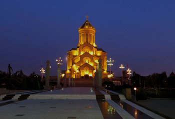 Величественный собор Самеба 