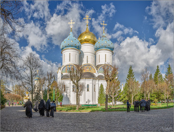Студенты и монахи