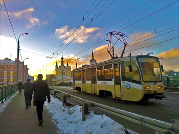 Город
