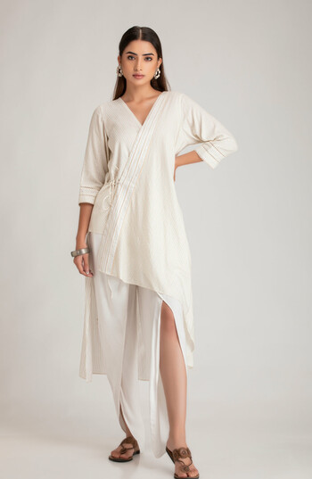 Casual Wear - Pataudi Textured Rayon Overlap Kurta - Kahani Lush