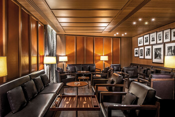 Looking for Best Cigar Lounge