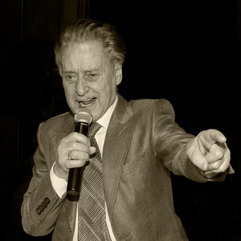 Поэт Андрей Дементьев