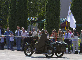 парад боевых машин