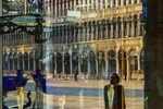 Igor Porton : Stranger In a Glass 