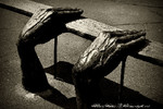 Arthur Kaminskiy : Bench in the form of hands 